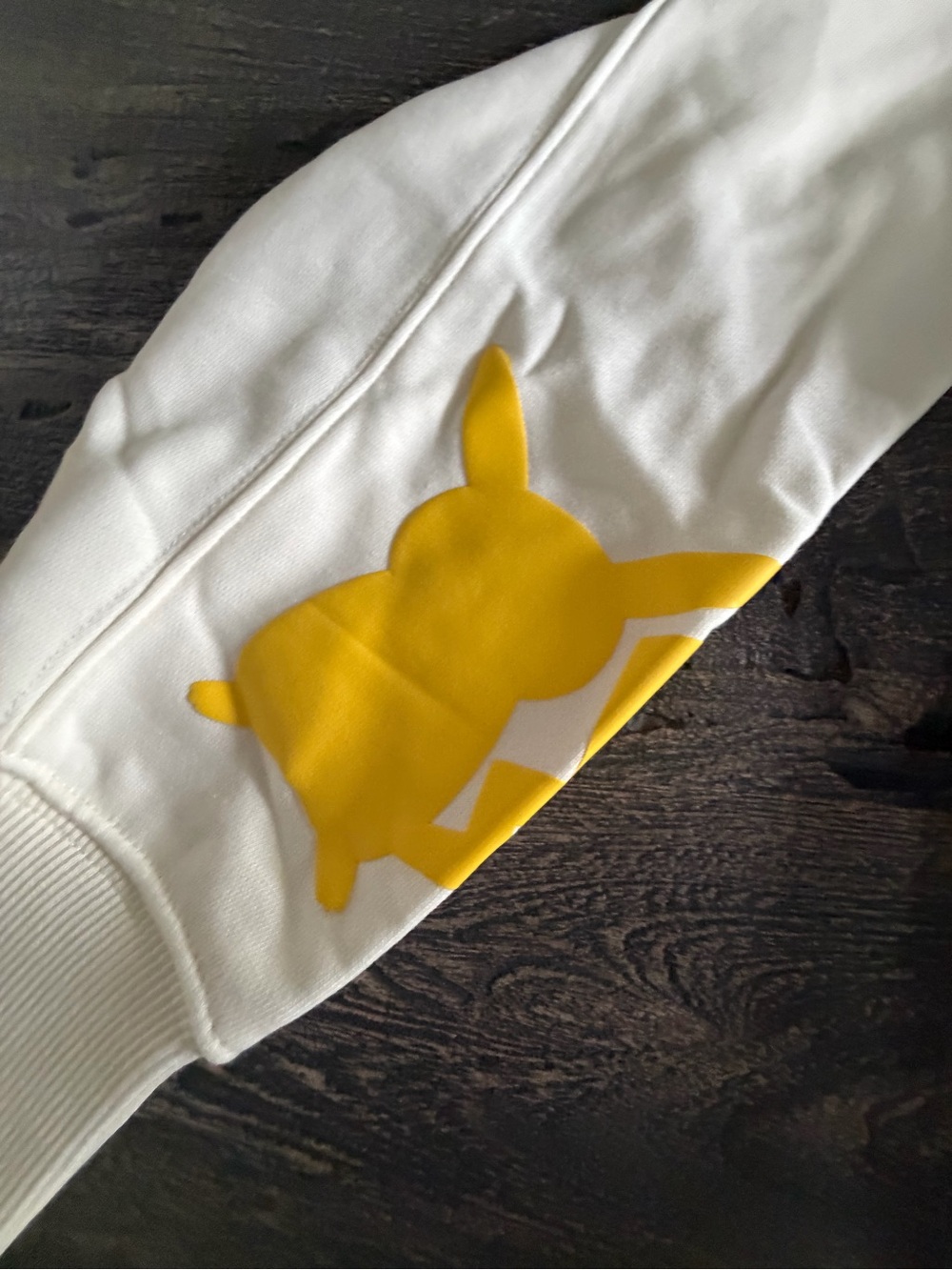Pokemon White Hoodie with Yellow Accents - Gotta Catch 'Em All Text - Picture 10 of 12